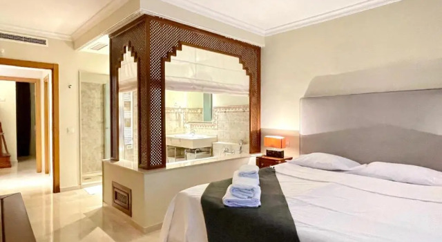 Malibu Mansion Club la Costa World with Sea View and hydromassage bath in Mijas Costa
