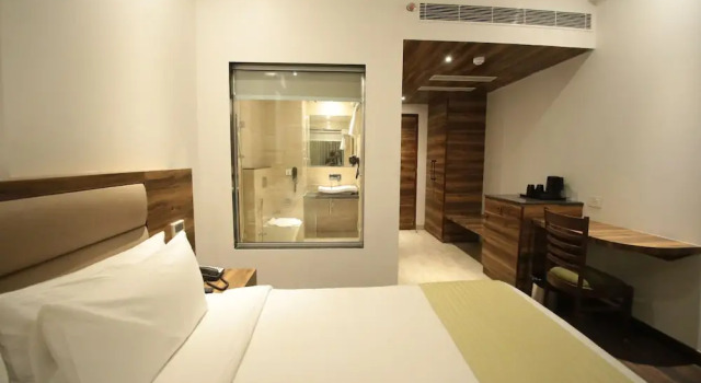 Номер Deluxe County Inn Hotel