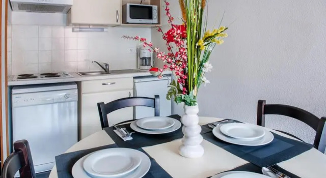 Номер Standard с балконом Residence Foch