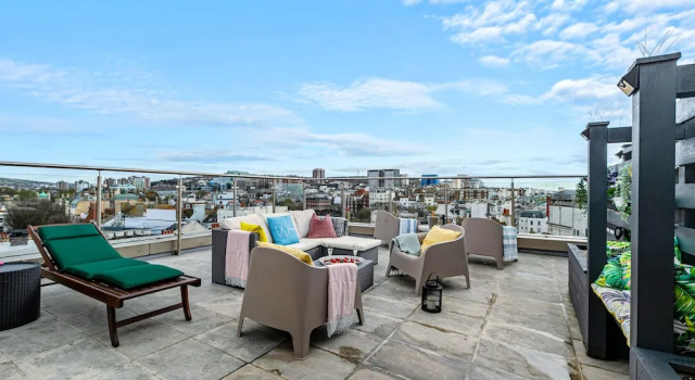 Апартаменты The Lanes Gem Penthouse Rooftop Terrace Sea View