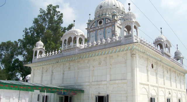 Hotel Cama, Varaa Hotelli Mohali Punjab