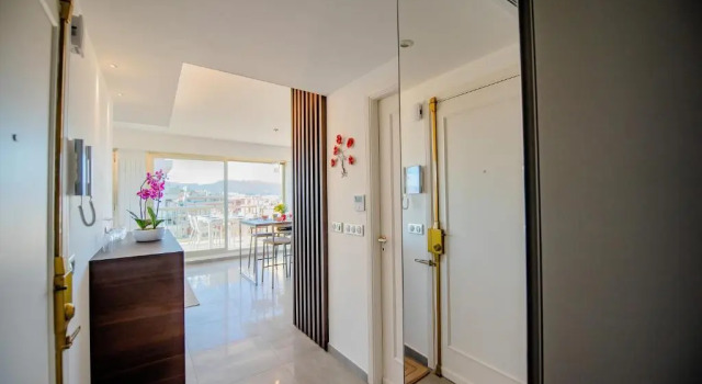 Апартаменты High Standing with Incredible Old Antibes and Sea views