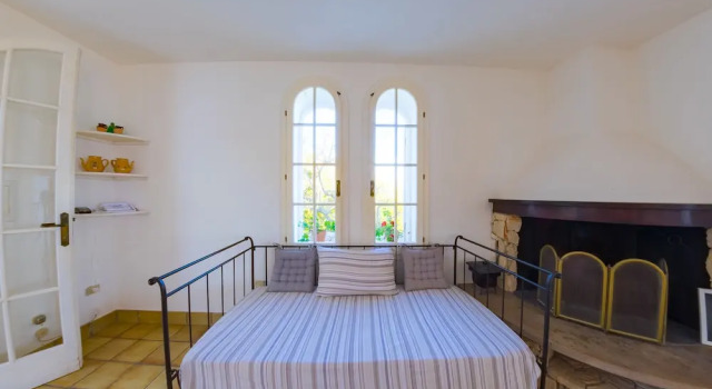 Villa Petra Leucon, Забронировать Вилла Отели Гальяно-дель-Капо с завтраком, Завтраки