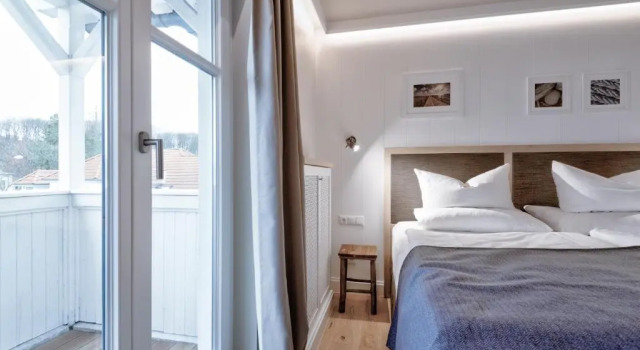 Полулюкс LOEV - VELA Hotels