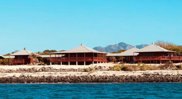 Вилла Deluxe Camp Island Lodge