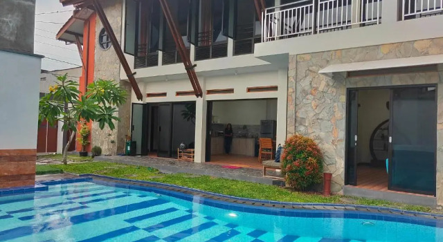 Вилла Jogja City Residence