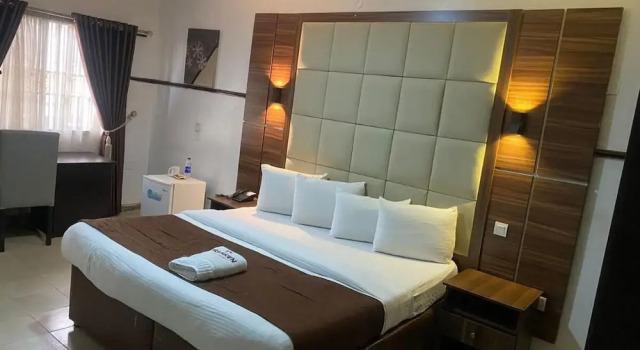 Presken Hotel GRA, GRA Ikeja, Book Hotel Hotels in Lagos with a Pool, Swimming Pool