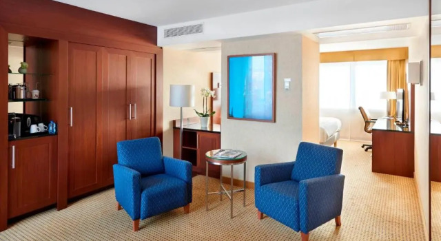 Двухместный полулюкс Ghent Marriott Hotel