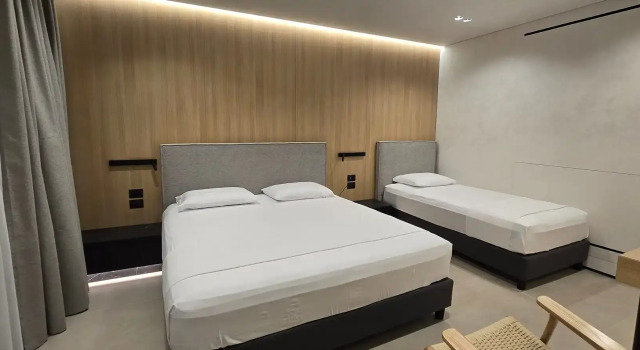 Номер Deluxe Lion Gate Hotel