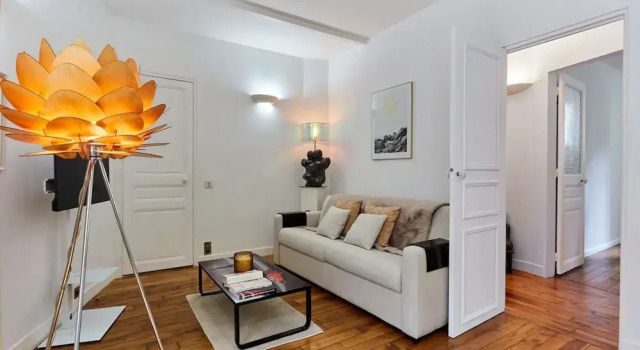 Charming 1 Bedroom Apartment Eiffel Tower, Забронировать Апартаменты/квартира Апартаменты Парижа, рядом с Espace Nadeshiko Paris France, Апартаменты/квартира