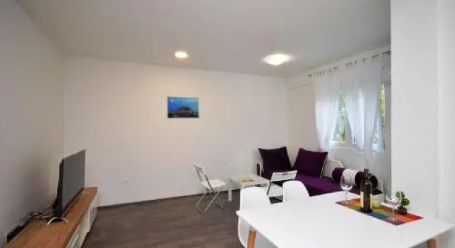 Apartments Iva