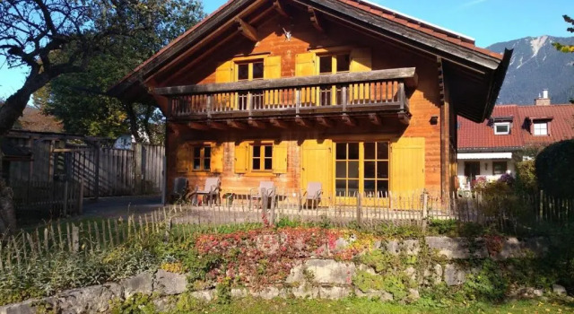 Chalet Königsstand, Забронировать Шале Отели Гармиш-Партенкирхен с парковкой, рядом с Канатная дорога Ванкбан, Парковка