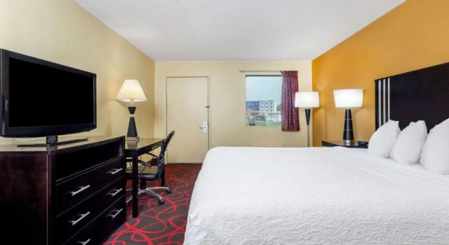 Двухместный номер Travelodge by Wyndham Richmond IN