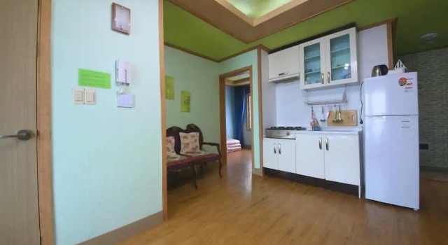Номер Standard с 2 комнатами с балконом Jeju Syagaluibada Pension