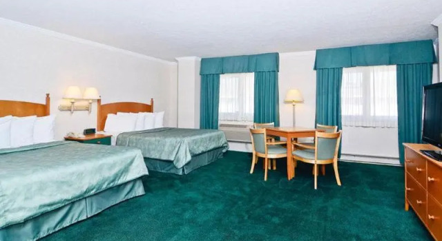 Номер Standard Magnuson Grand Pioneer Inn and Suites