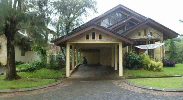 Santibis Villa Kota Bunga Swiss