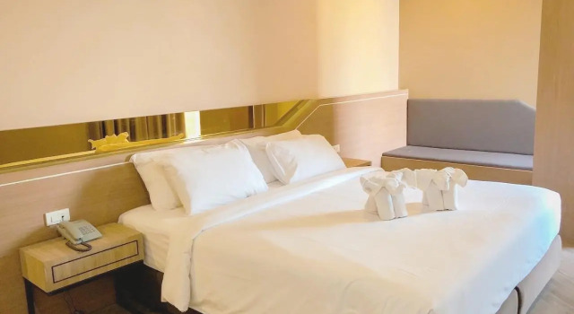 Полулюкс Srilamduan Hotel