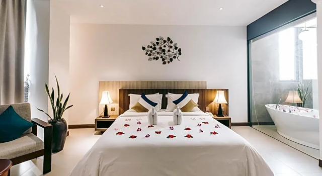 Двухместный номер Deluxe с балконом Feliz Urban Hotel