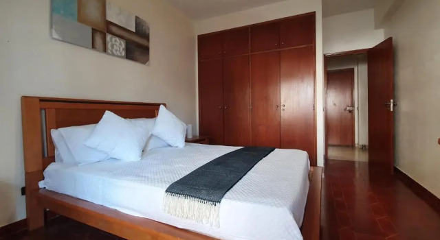 Casa Angela, 180m from the beach, Varaa Huoneisto Porches Albufeira