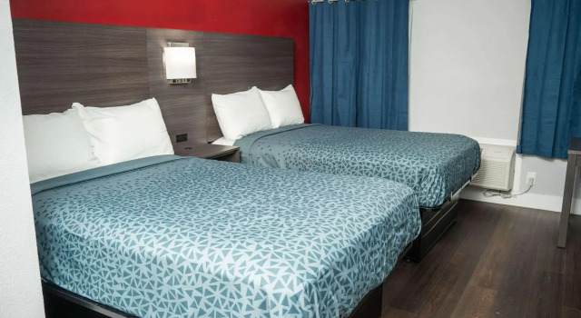 Econo Lodge Clarks Summit - Scranton, Забронировать Отель Скрантона Sno Mountain