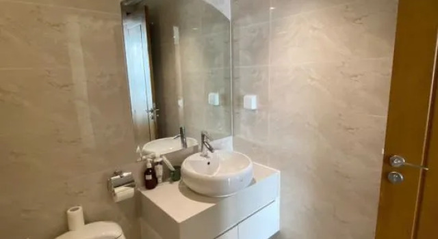 The Suite Landmark Saigon, Забронировать Отель Хошимин провинция Хошимин, рядом с Небоскреб Landmark 81