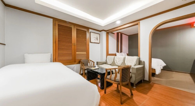 Goyang Karma Hotel, Prenota Hotel Hotel a Gyeonggi-do con parcheggio, Parcheggio