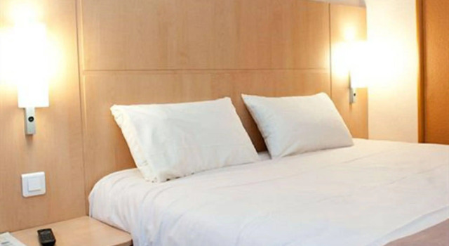 Egg Hotel Paris Gonesse, Varaa Hotelli  