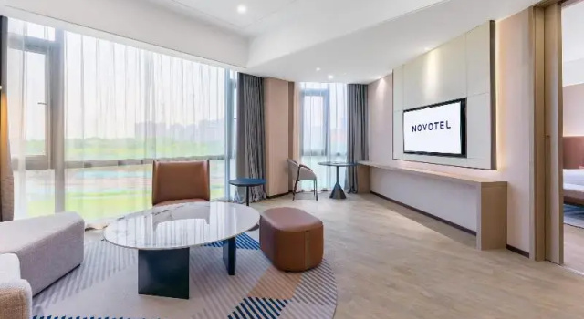 Люкс Superior Novotel Nantong Development Zone