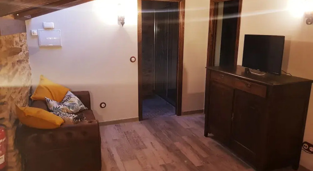Apartamentos Rurales Casa Carmen, Prenota Appartamento Hotel a Asturie con parcheggio, Parcheggio