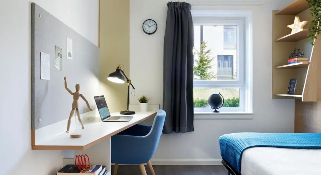 For Students Only Hampton Square in Southampton, Varaa Huoneisto Asunnot kohteessa Merseyside, Huoneisto