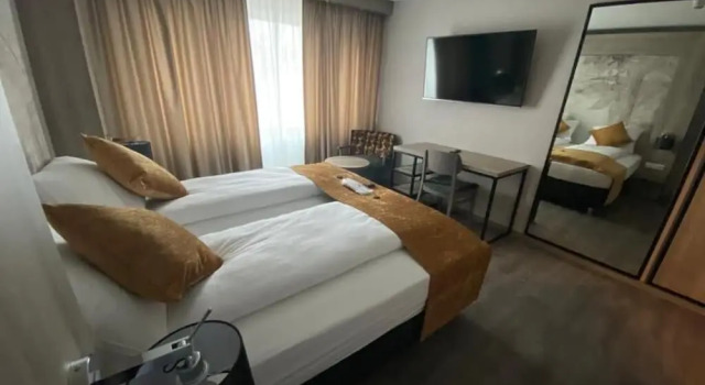 Liebig Hotel, Забронировать Отель Эрингсхаузен земля Гессен