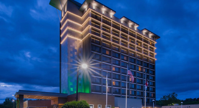 DoubleTree by Hilton Raleigh Crabtree Valley
