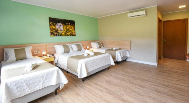 Четырёхместный номер Luxury Pousada Três Pinheiros