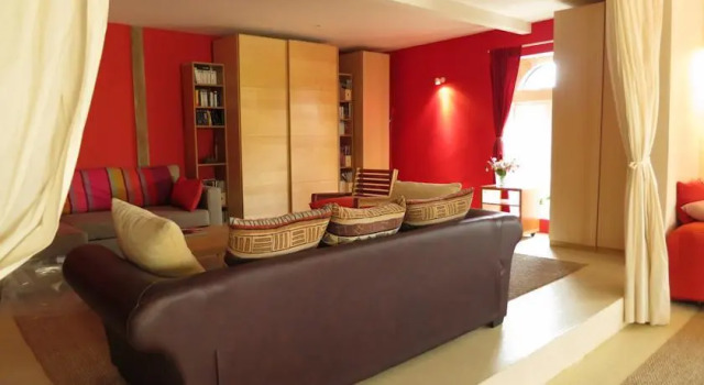 Gîte "Encazeneuve Haut", Buchen Sie Hotel Espalais Languedoc-Roussillon