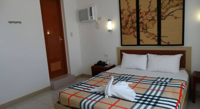 Sun Avenue Tourist Inn And Cafe, Rezervovat Hotel Wellness hotely v Tagbilaran, SPA