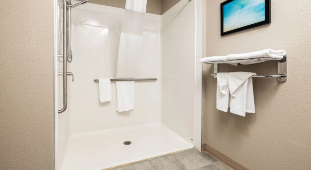 Номер Standard Home Inn and Suites Lloydminster