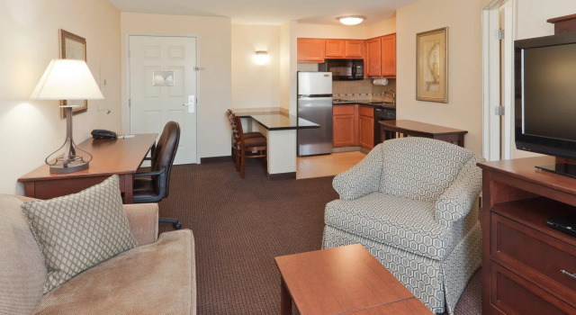 Двухместный люкс c 1 комнатой Staybridge Suites Rocklin - Roseville Area by IHG