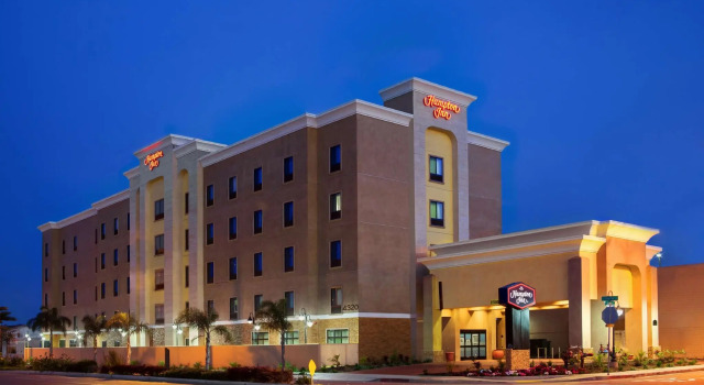 Hampton Inn Los Angeles Intl Airport/Hawthorne, Забронировать Отель Отели Хоторн с завтраком, Завтраки