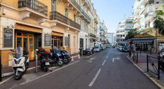 Cosy apartment 39M2, two steps from rue d'Antibes and Croisette, Забронировать Апартаменты/квартира Апартаменты Канн, рядом с Galerie Alexandre Leadouze, Апартаменты/квартира