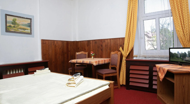 Hotel Karolina, Reservar Hotel Hotéis em Harrachov com piscina, Piscina