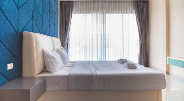 Люкс Luxury Pattaya Zhongtian Beach Villa / Close to the Beach / 4 Bedrooms 5 Bathrooms 2 Living Rooms