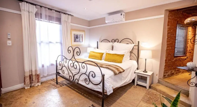 Номер Comfort 84 on Fourth Guest House