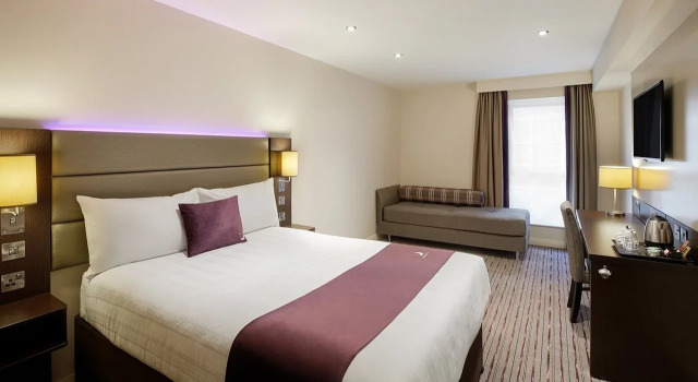 Premier Inn Stratford-Upon-Avon Waterways, Забронировать Отель Стратфорд-апон-Эйвон Уорикшир, рядом с Shakespeare Institute - University of Birmingham