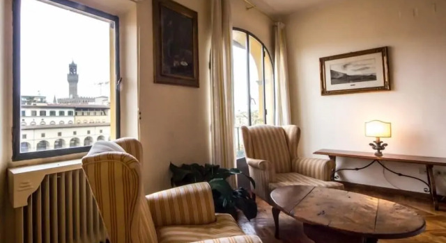 Florence Ponte Vecchio Apartment, Забронировать Апартаменты/квартира Апартаменты Флоренции, рядом с Кафедральный собор Санта-Мария-дель-Фьоре, Апартаменты/квартира