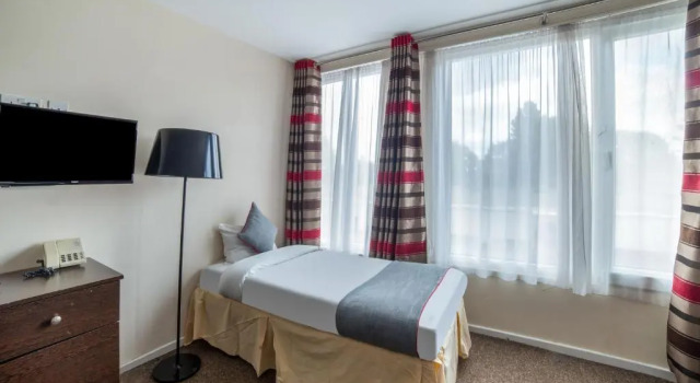 Двухместный номер Deluxe OYO The Chiltern Hotel