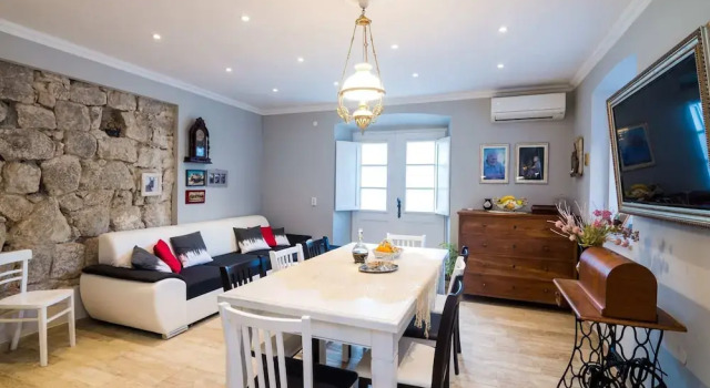 Villa Nives - Three-bedroom Villa With Terrace and Sea View