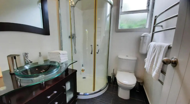 Коттедж The Waiheke Lodge