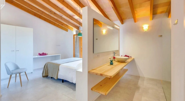 Cases DAlcudiarrom VILAFRANCA by PriorityVillas, Book Villa Vilafranca de Bonany Majorca