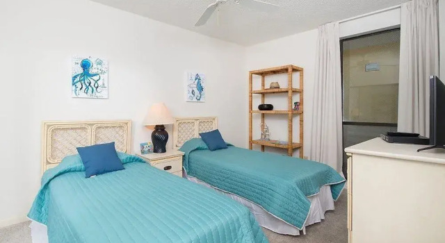 Gulf-Front Summer House Condo by RedAwning, Boek Appartement Orange Beach 