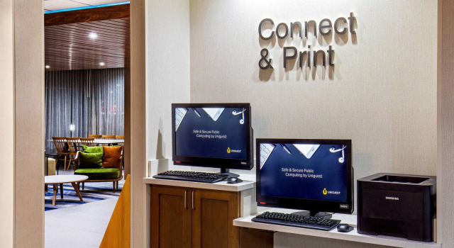 Двухместный люкс Fairfield Inn & Suites by Marriott McPherson
